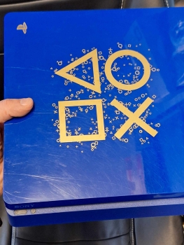 Playstation 4 Slim Days of Play Limited Edition + Zubehör